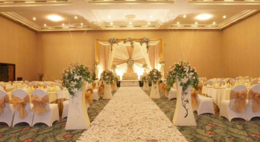 Sintesa Peninsula Hotel Manado Eksteriør bilde